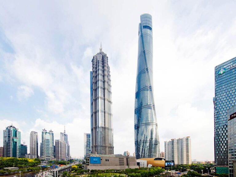 Tekton - Construcciones en acero singulares: la Shanghai Tower